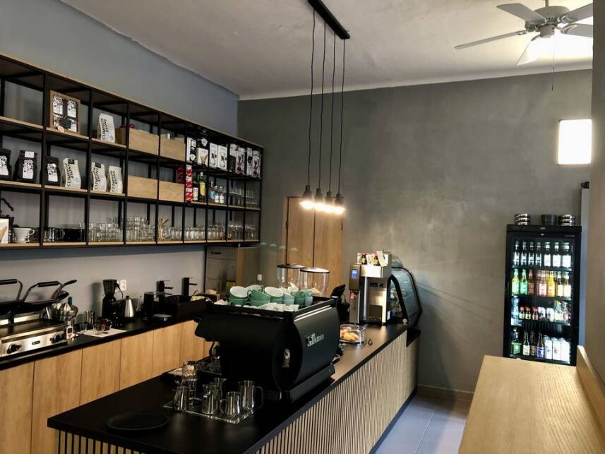 Black Style ROOMS Photo 1