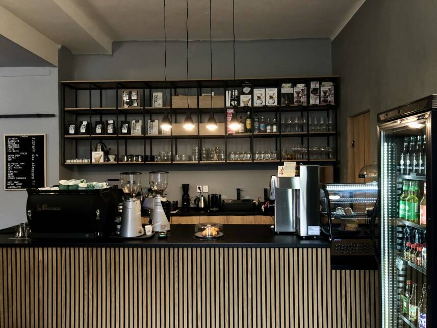 Black Style ROOMS Photo 6