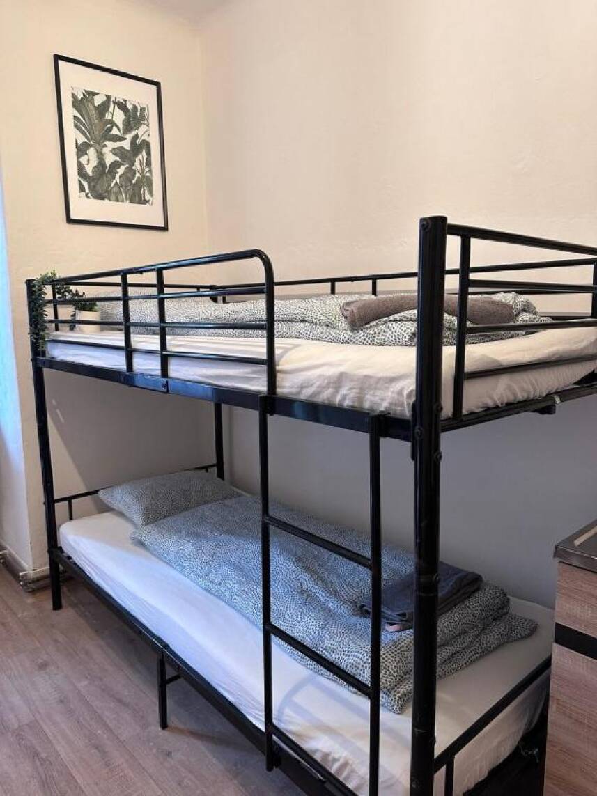 Black Style ROOMS Photo 2