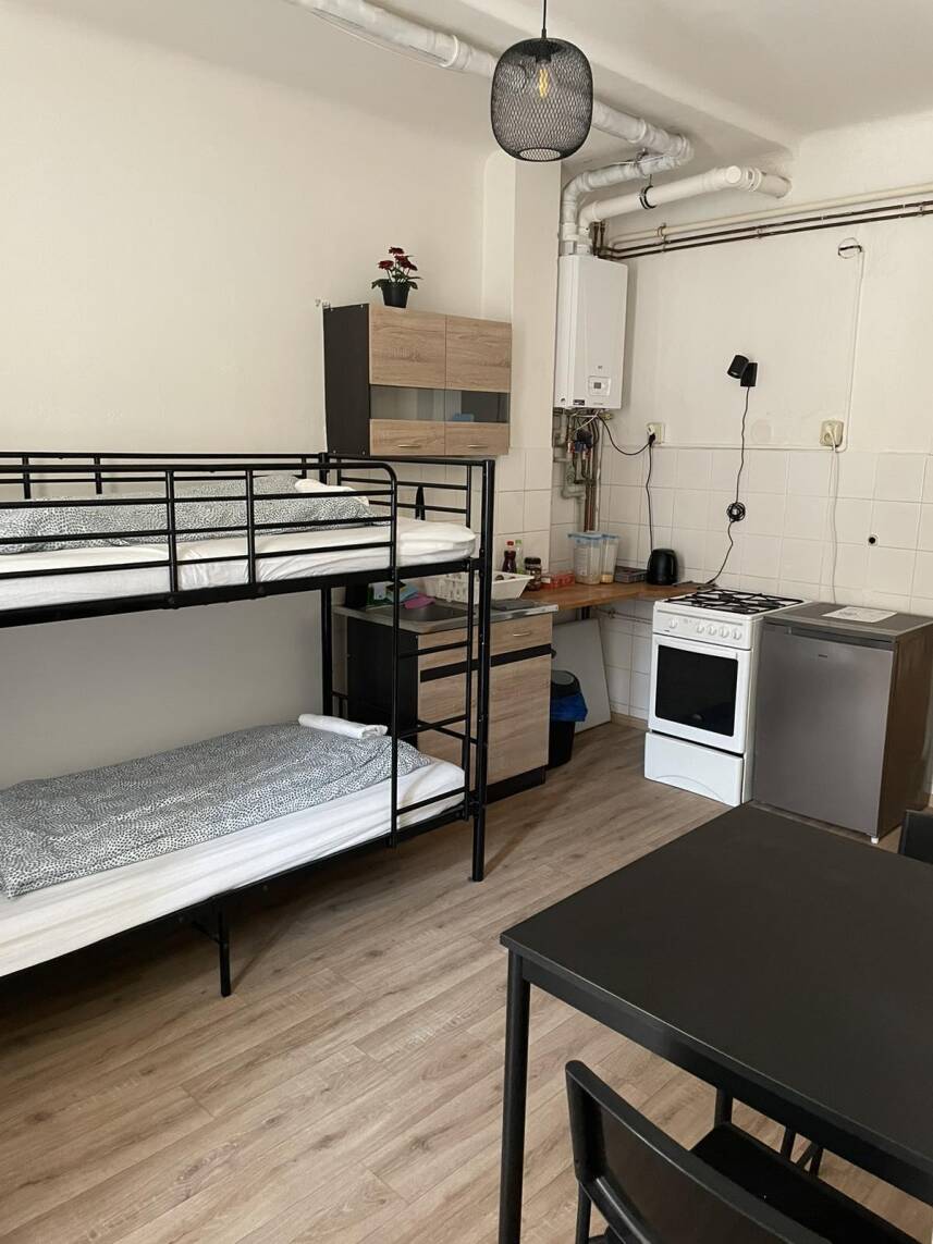 Black Style ROOMS Photo 3