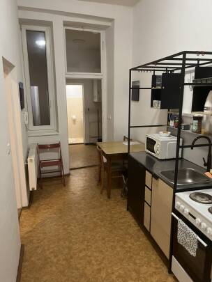 Photo Two-Bedroom Apartment with Terrace - F7