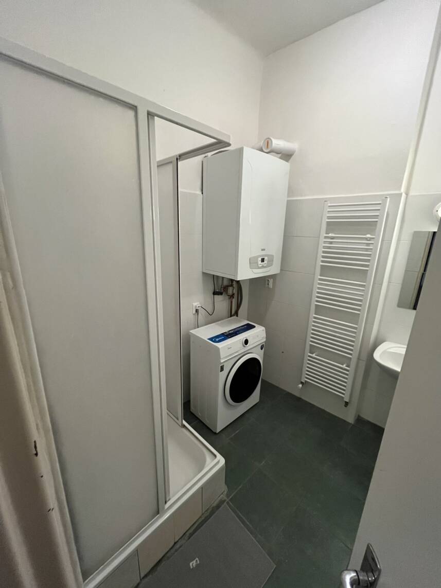 Apartmans Near main railway and bus station  Photo 6