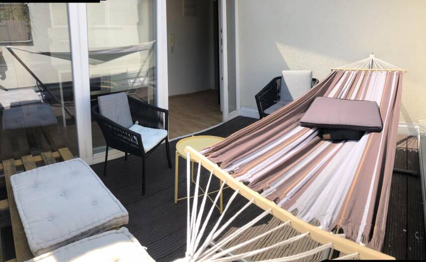 In the city centre with St.Peter's cathedral view and parking Photo 22