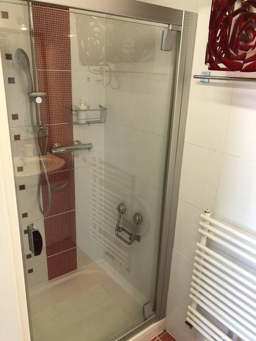 Apartment with parking 500m from city centre Photo 1