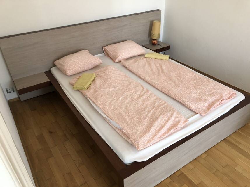 Apartment with parking 500m from city centre Photo 3