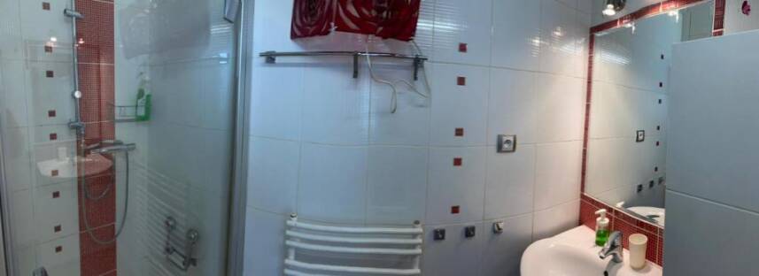 Apartment with parking 500m from city centre Photo 10