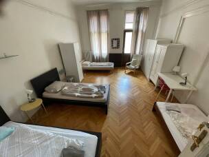 Photo Quadruple Room with Balcony