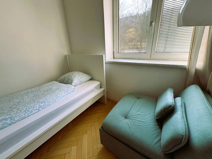 Twin Room Photo 8