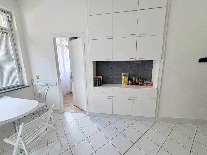 Twin Room with Balcony Photo 5