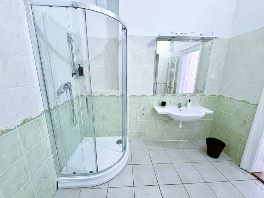 Čtyřlůžkový pokoj se společnou koupelnou Photo 25